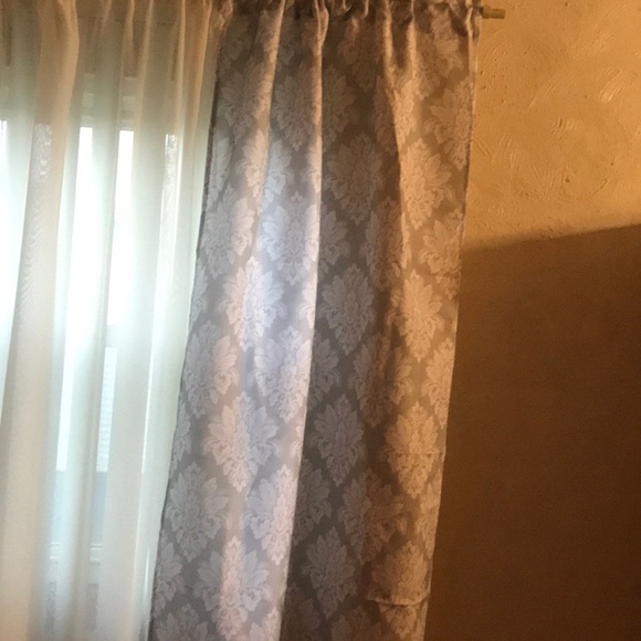4 gathering grey panels - Picture 1 of 4